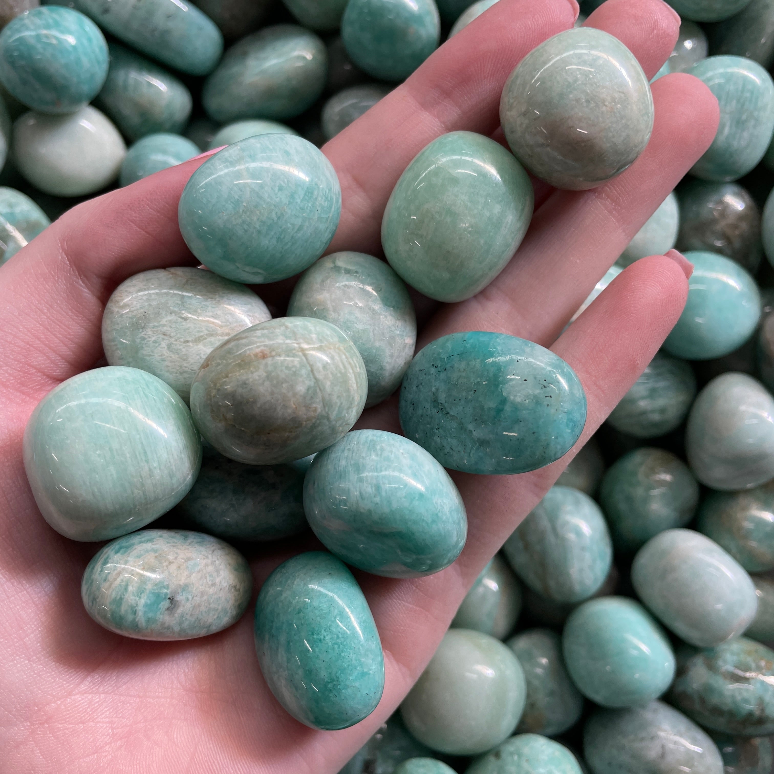 Amazonite - Q1/A - Tumbled - (50 - 70 pcs) - 1 KG Amazonite - Q1/A - Tumbled - (50 - 70 pcs) - 1 KG